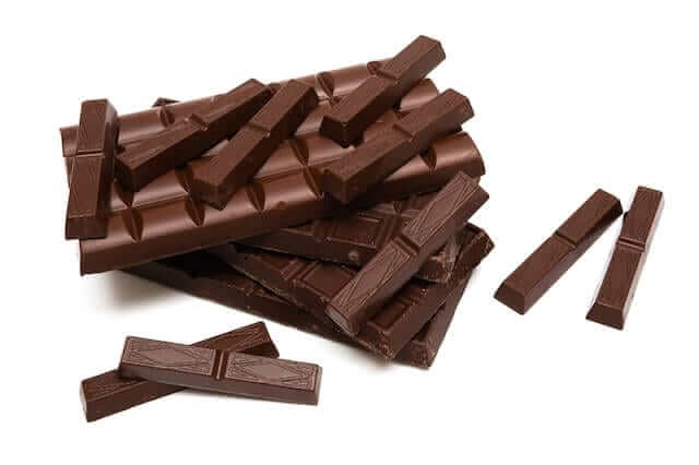 降低血压 - 黑巧克力的食物