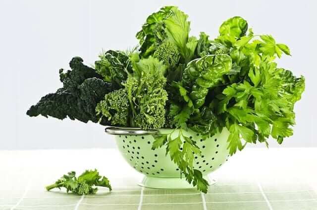 降低血压的食物 - 绿叶蔬菜