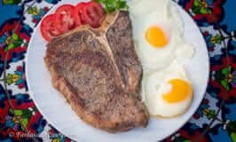 早餐T-Bone Steak配鸡蛋食谱