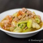 Ginisang Upo配猪肉和虾食谱菲律宾